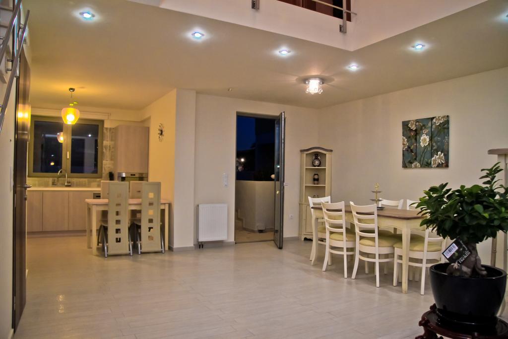 גובס Sea View Beachfront Villa Maria מראה חיצוני תמונה