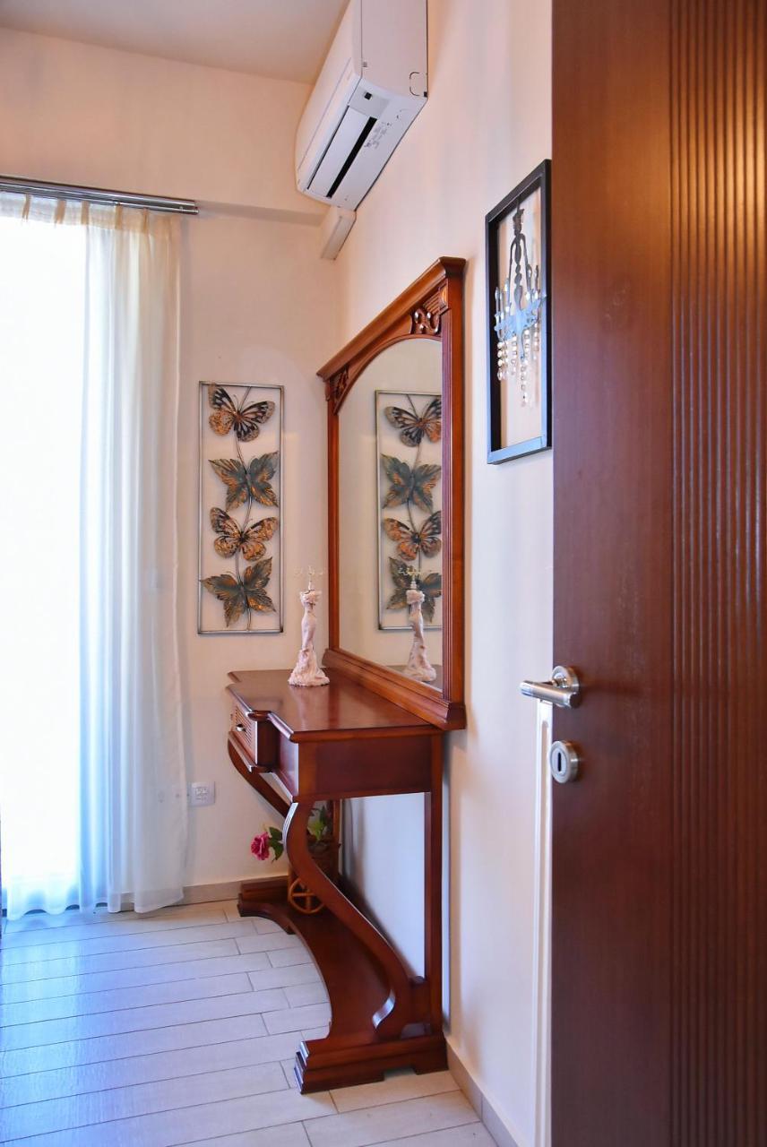גובס Sea View Beachfront Villa Maria מראה חיצוני תמונה